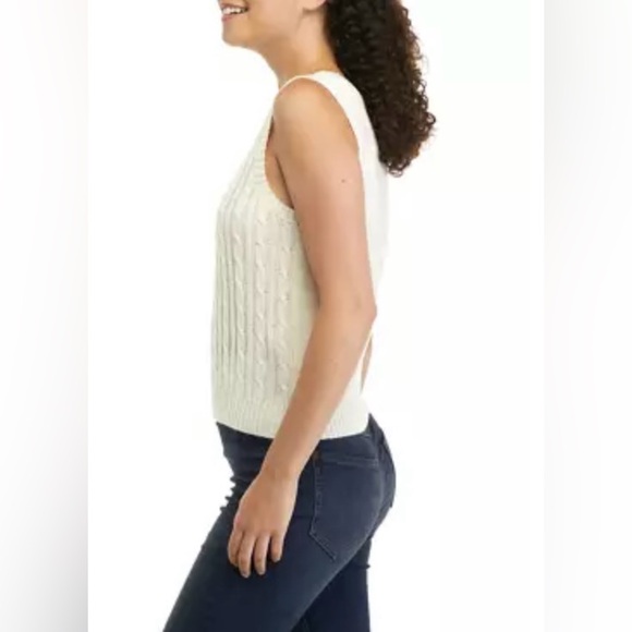 3/$15 Belle du Jour Sweater Vest Cable Knit Sleeveless V-Neck Size Medium - Picture 5 of 6